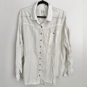Johnny Was Size M • Gray Blouse Boho Button Down.